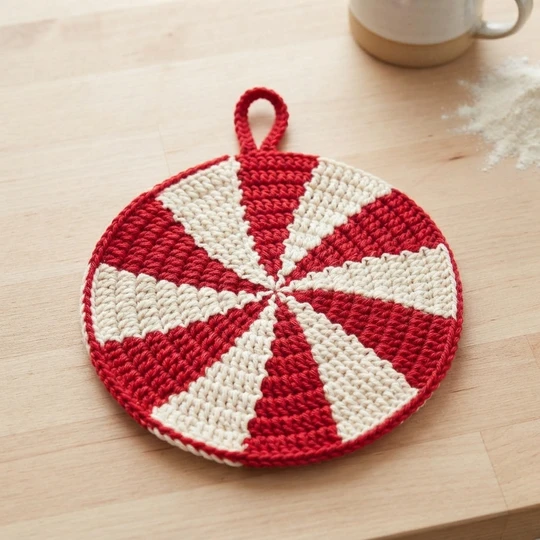 8. Peppermint Crochet Potholder