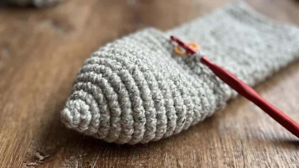 Basic Crochet Stocking - Free Pattern - crochet detail
