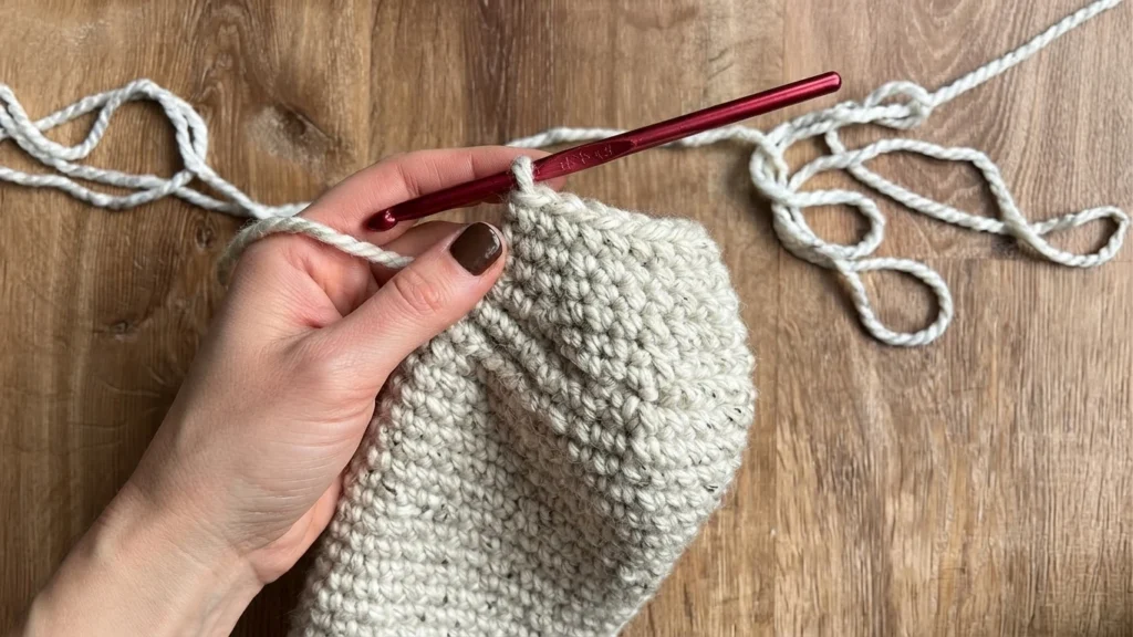 Basic Crochet Stocking - Free Pattern - crochet detail