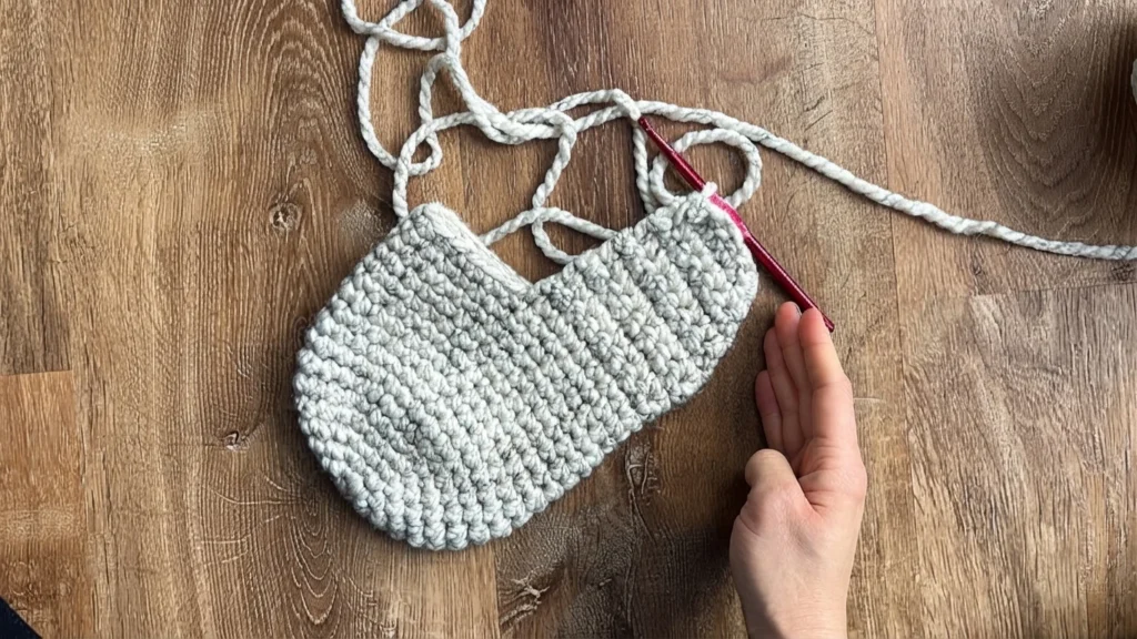Basic Crochet Stocking - Free Pattern - crochet detail