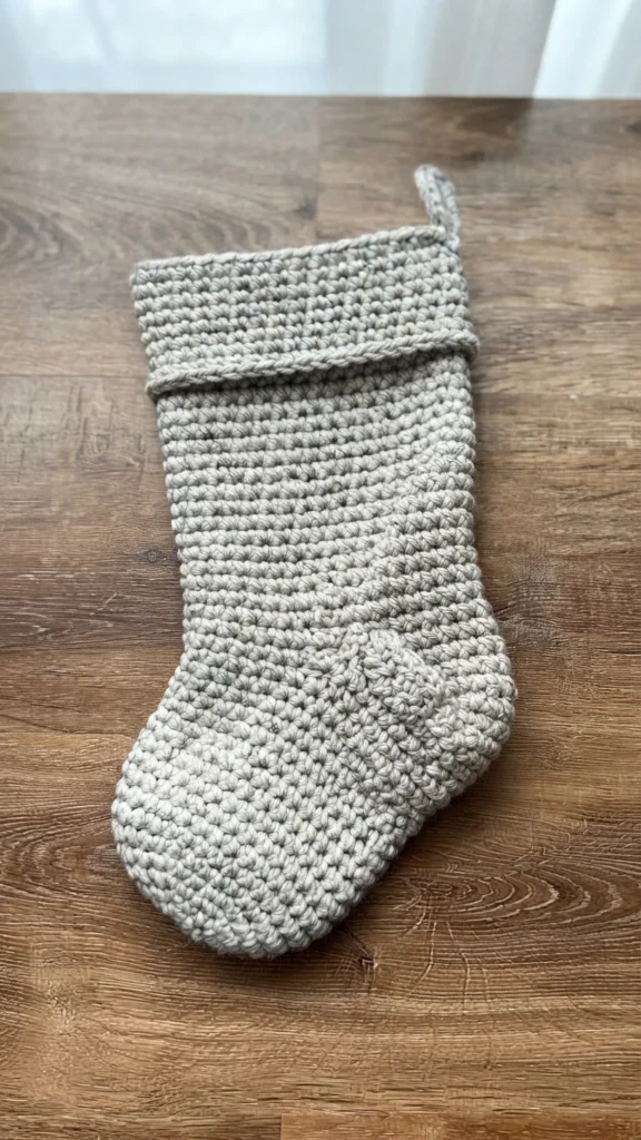 Basic Crochet Stocking - Free Pattern - crochet detail
