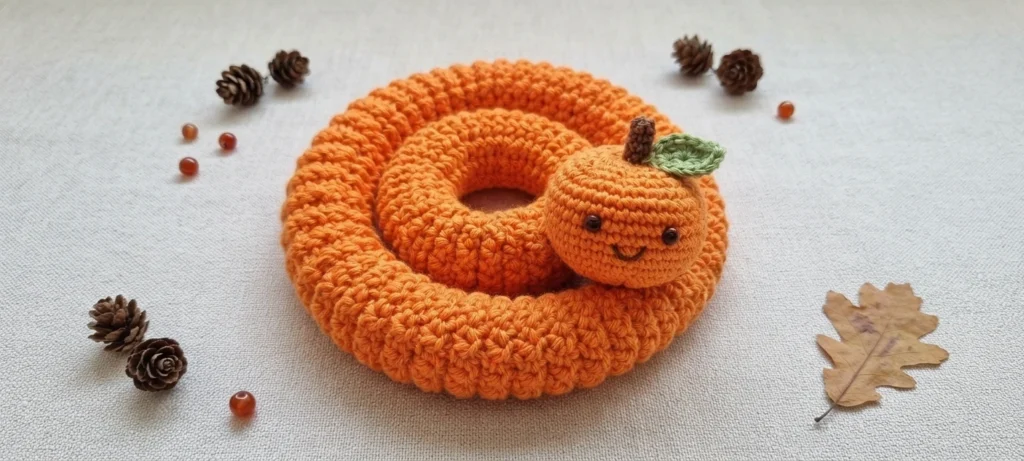 Pumpkin Worry Worm Crochet Pattern: (Trick Or Treat Gifts For Halloween) - crochet detail