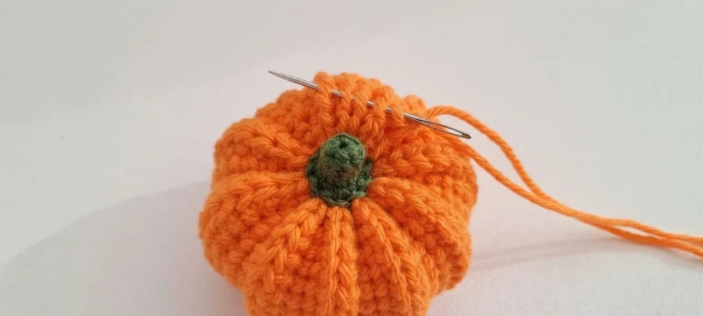 Pumpkin Worry Worm Crochet Pattern: (Trick Or Treat Gifts For Halloween) - crochet detail