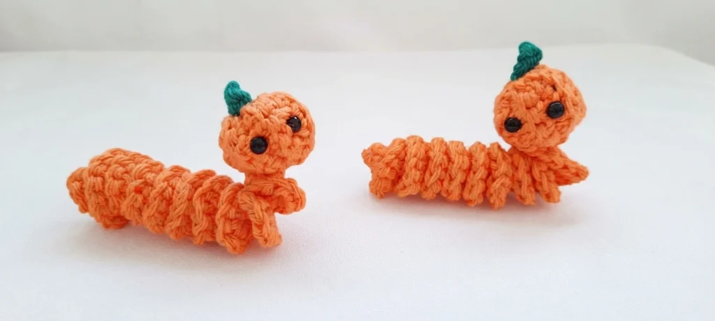 Pumpkin Worry Worm Crochet Pattern: (Trick Or Treat Gifts For Halloween) - crochet detail